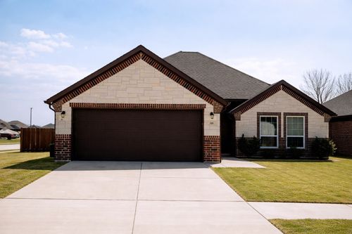 135 Kiowa Drive, Greenville, TX, 75402 | Card Image