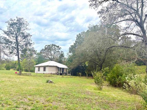 225 Claxton Loop, Batesville, AR, 72501-8312 | Card Image