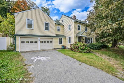 30 Violet Place, Rhinebeck, NY, 12572 | Card Image