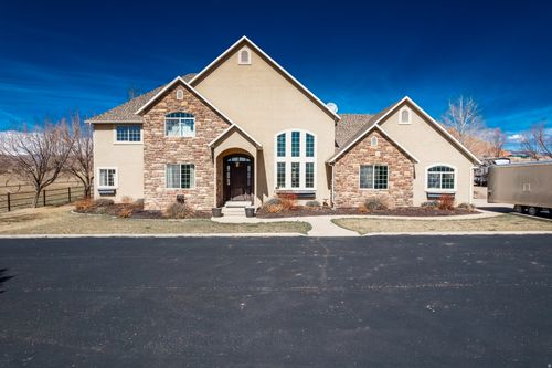 11103 E 7000 N, Lapoint, UT, 84039-7701 | Card Image