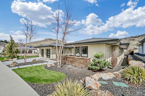 3862 N Sandpoint Way, Boise, ID, 83702-6627 | Card Image