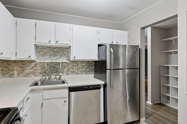 APT-314 - 1903 Silver Bell Rd, Condo with 2 bedrooms, 2 bathrooms and null parking in Eagan MN | Image 8