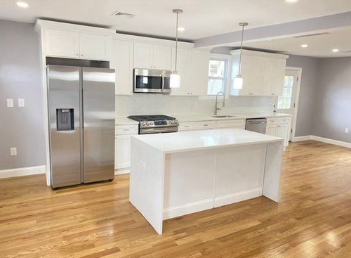 2-6 Charter St, Danvers, MA, 01923-2806 | Card Image