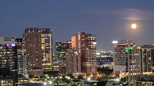 apt-2305-2016 Main St, Houston, TX, 77002-8946 | Card Image