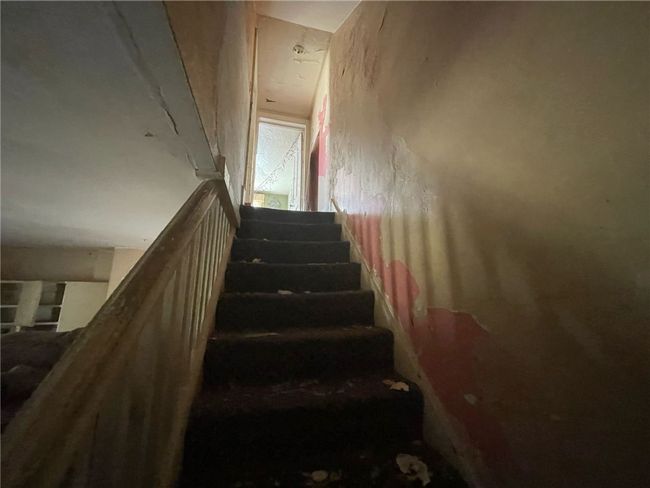 142 Baker St, Condo with 3 bedrooms, 1 bathrooms and null parking in Aliquippa PA | Image 32