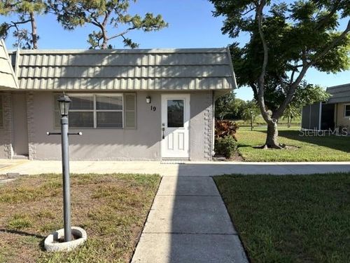 19-201 Kings Blvd, SUN CITY CENTER, FL, 33573-6014 | Card Image