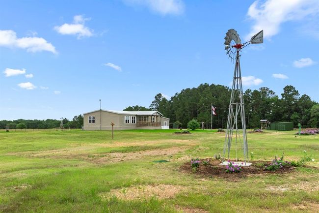 1411 Vogelsang Rd, Home with 3 bedrooms, 2 bathrooms and 3 parking in Columbus TX | Image 23