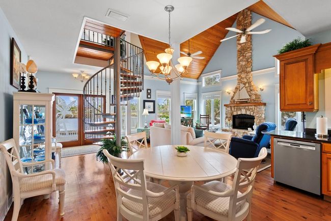 1208 Summer Pointe Ln Se, House other with 4 bedrooms, 3 bathrooms and null parking in Steinhatchee FL | Image 15