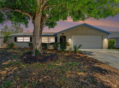 7744 Waterford St, NEW PORT RICHEY, FL, 34653-1050 | Card Image