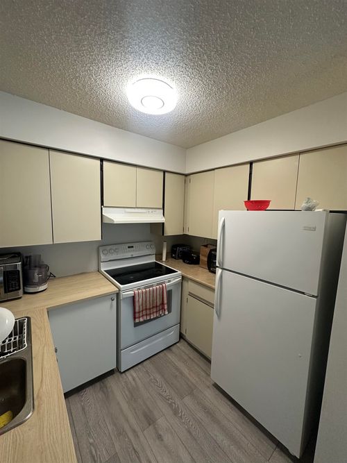 303-1948 Coquitlam Ave, Port Coquitlam, BC, V3B1J3 | Card Image
