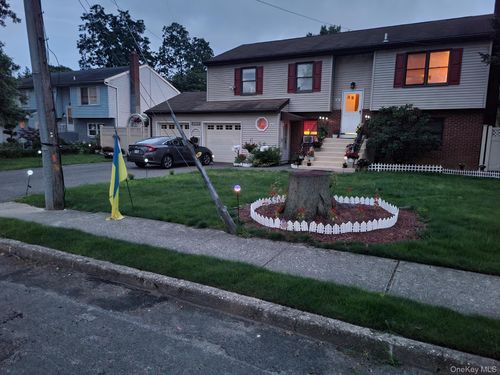 floor-1-4 E Walnut St, Islip, NY, 11751 | Card Image