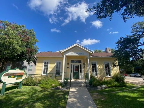 ste-202-302 W Main St, Round Rock, TX, 78664-2382 | Card Image