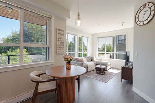 406-15388 105 Ave, Surrey, BC, V3R0C4 | Card Image