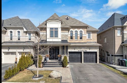 14 Canary Close, Brampton, ON, L6X5L1 | Card Image