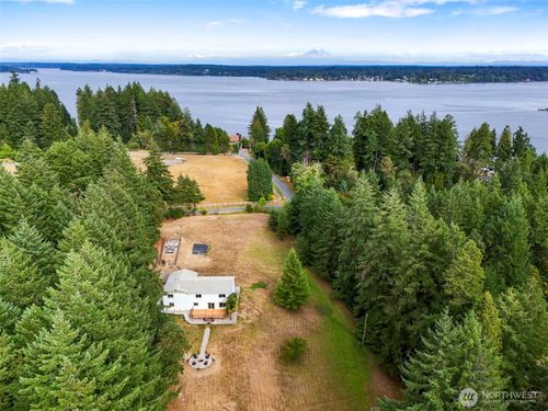 8305 Schirm Rd Nw, Olympia, WA, 98502-9650 | Card Image