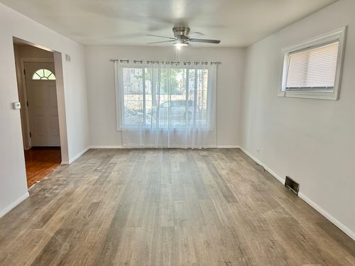 2346 Jarvis Ave, Chicago, IL, 60645-1710 | Card Image