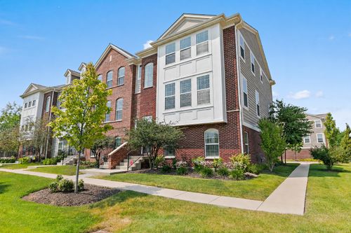 3 Margaret Ct, Schaumburg, IL, 60194-3553 | Card Image