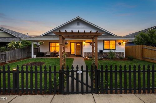 127 Sw Vicki Lane, Grants Pass, OR, 97526 | Card Image