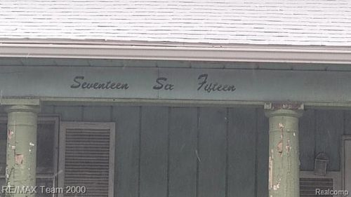 17615 Lahser Rd, Detroit, MI, 48219-6004 | Card Image