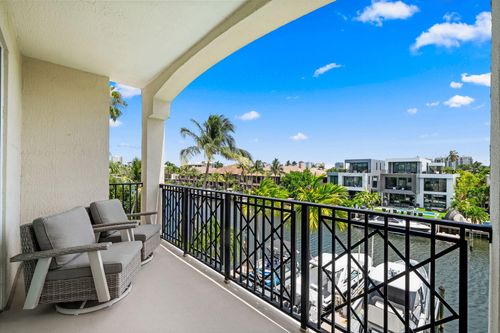 303-2720 Ne 15th Street, Fort Lauderdale, FL, 33304 | Card Image
