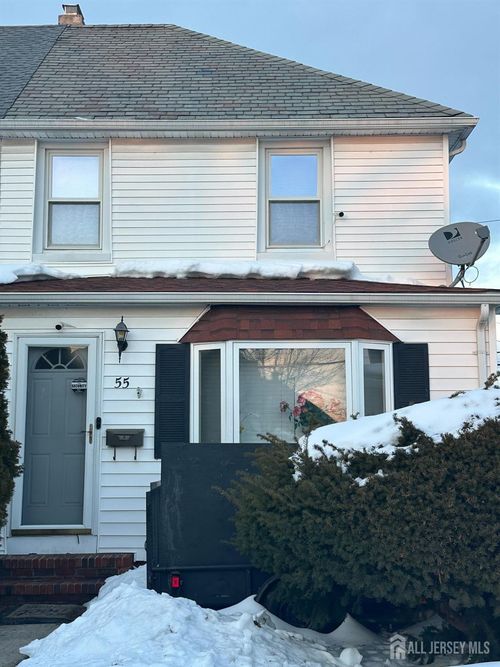 55 Lufberry Ave, New Brunswick, NJ, 08901-3216 | Card Image