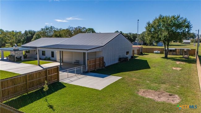 214 Timothy St, Home with 3 bedrooms, 3 bathrooms and null parking in Inez TX | Image 23