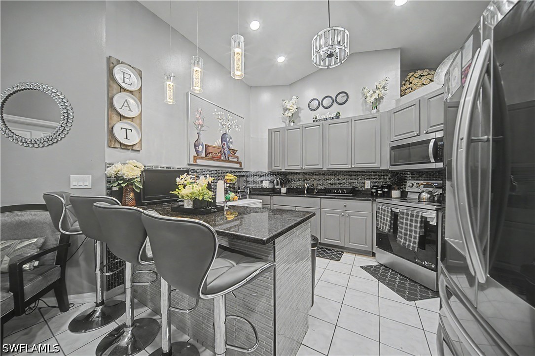 Residential in Naples 3