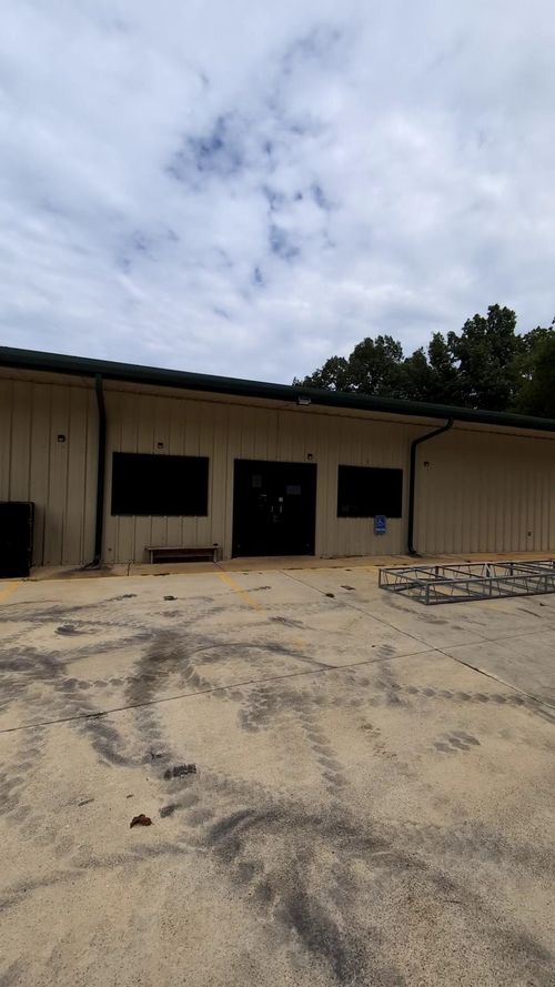 30 Warpath Dr, Cherokee Village, AR, 72529-4212 | Card Image