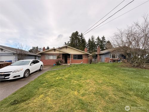 1011 E 68th St, Tacoma, WA, 98404-2211 | Card Image