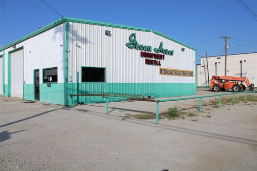 1100 Riverside Dr, Brownwood, TX, 76801-8247 | Card Image