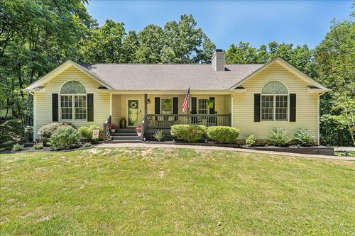 375 Silver Shadow Rd, Hardy, VA, 24101-6061 | Card Image
