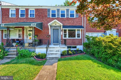 1618 Wadsworth Way, BALTIMORE, MD, 21239-2416 | Card Image
