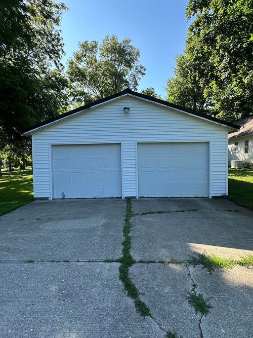 605 Washington St, PROPHETSTOWN, IL, 61277-1439 | Card Image