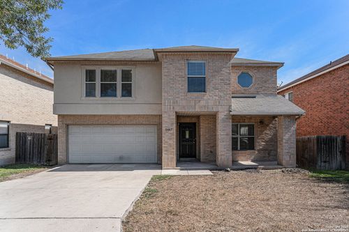 8447 Mannington Pl, Converse, TX, 78109-3247 | Card Image
