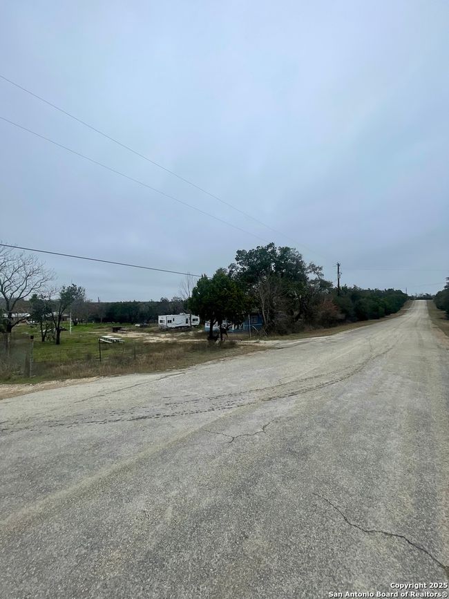 300 Oakland Dr, House other with 2 bedrooms, 2 bathrooms and null parking in Blanco TX | Image 20