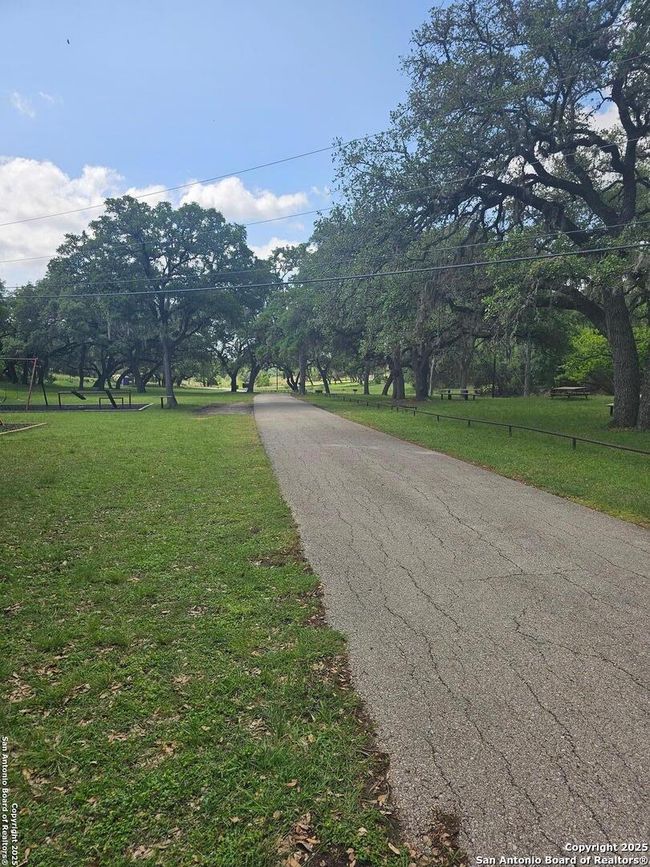 130 Broadview Ct, House other with 5 bedrooms, 3 bathrooms and null parking in Spring Branch TX | Image 10