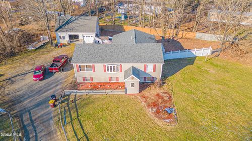 10 Spring Valley Ln, Cambridge, NY, 12816-1242 | Card Image