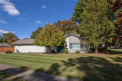 649 Merrimak Drive, House other with 3 bedrooms, 2 bathrooms and null parking in Berea OH | Image 1