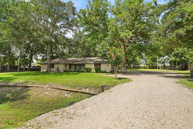 220 Brand Ln, House other with 3 bedrooms, 2 bathrooms and null parking in Stafford TX | Image 32