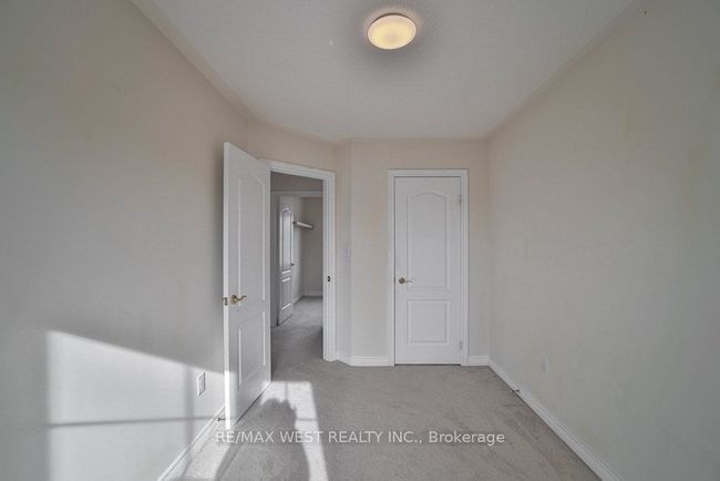 11 - 15 Old Colony Rd, House attached with 4 bedrooms, 4 bathrooms and 1 parking in Richmond Hill ON | Image 21
