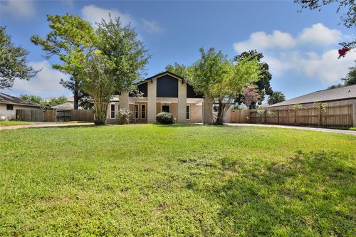 4308 Pine Shadows St, Dickinson, TX, 77539-7019 | Card Image