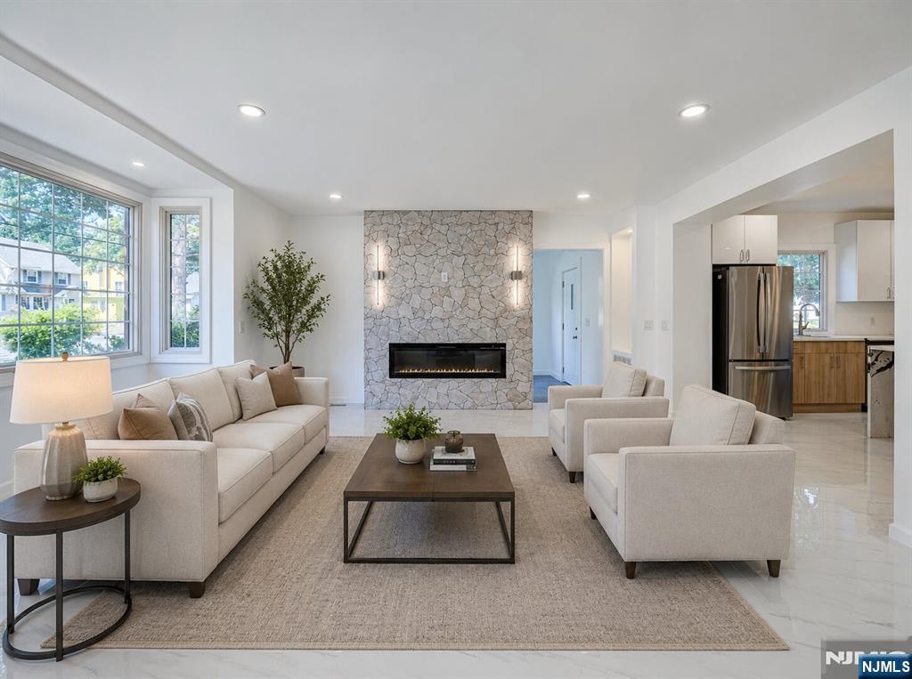 Residential Lease in Orange 3
