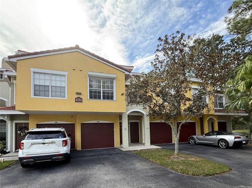 4-115-4751 Travini Cir, SARASOTA, FL, 34235-2645 | Card Image