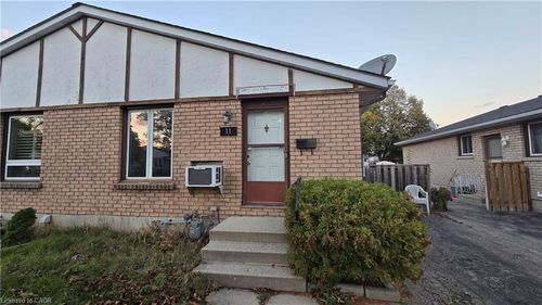 11 Debby Cres, Brantford, ON, N3R7A4 | Card Image