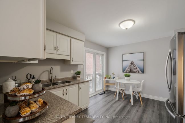 125 Guthrie Cres, House other with 3 bedrooms, 2 bathrooms and 4 parking in Whitby ON | Image 21