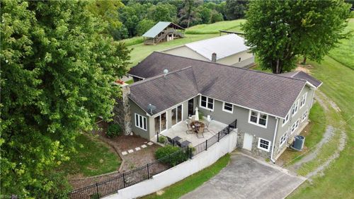 155 Skeet Club Ln, Elkin, NC, 28621 | Card Image