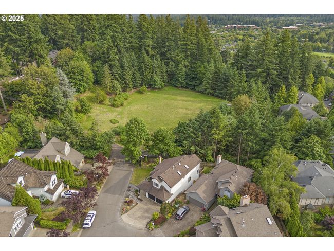 13449 Vermeer Dr, House other with 3 bedrooms, 3 bathrooms and 2 parking in Lake Oswego OR | Image 35