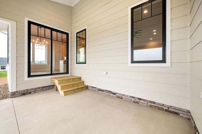 Patio | Image 32