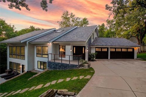 12204 Catalina St, Leawood, KS, 66209-1511 | Card Image