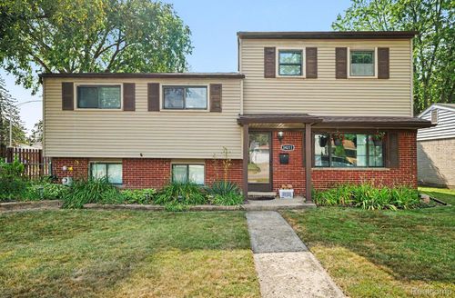 34211 Viceroy Dr, Sterling Heights, MI, 48310-5265 | Card Image